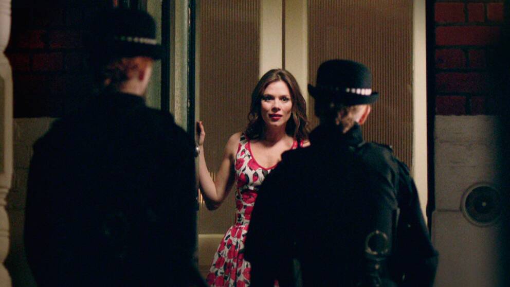 Foto: Fremantlemedia Ellie spelas av Anna Friel