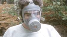 Foto: SVT Man med gasmask