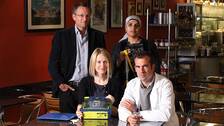 Foto: BBC Michael Mosley, Dr Saleyha Ahsan, kirurg Gabriel Weston och Dr Chris van Tullekan.