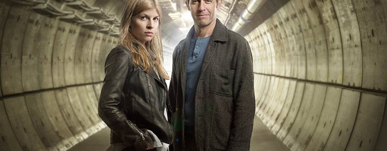 Foto: Sky Atlantic/Justin Downing Clemence Poesy (Elise Wassermann) and Stephen Dillane (Karl Roebuck) i The Tunnel.