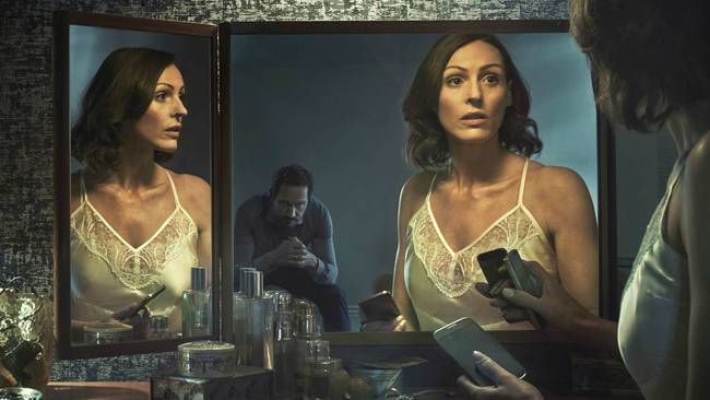 Gemma Foster (SURANNE JONES).