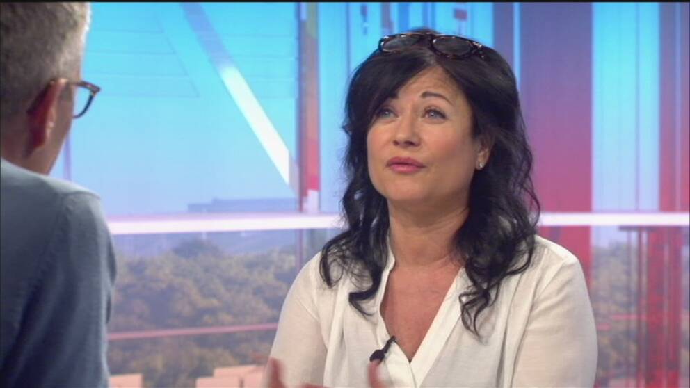 Ny serie: Lisbeth tar taxi | SVT Nyheter
