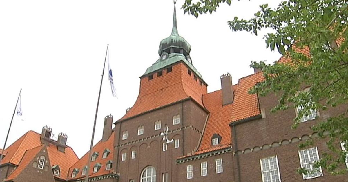 Kommunhuset Bevakades Efter Hot SVT Nyheter