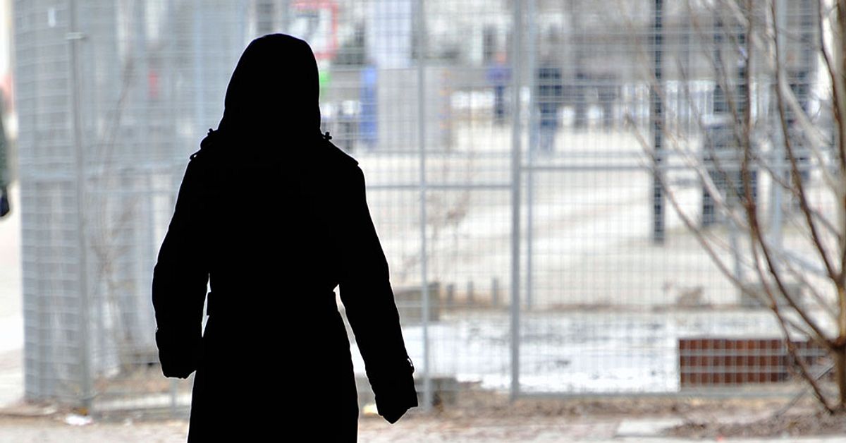 Unga Politiker Ofta Utsatta F R Hot Svt Nyheter