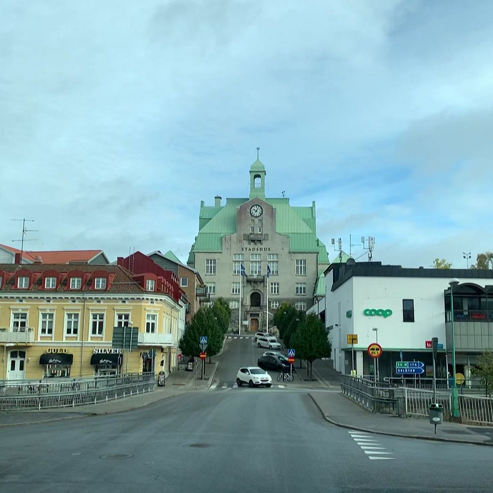 Man anhållen efter hot mot skola i Strömstad SVT Nyheter