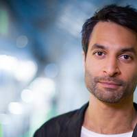 Kim Veerabuthroo Nordberg, programledare och webbredaktör på Kulturnyheterna.