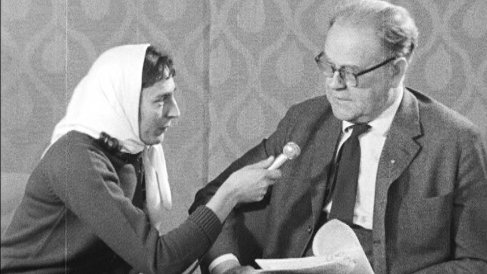 Aktuellt Katarina Taikon intervjuar Tage Erlander Öppet arkiv