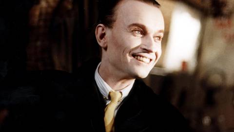 Avsnitt 5 av 24: Gossen i sjömanskostymen