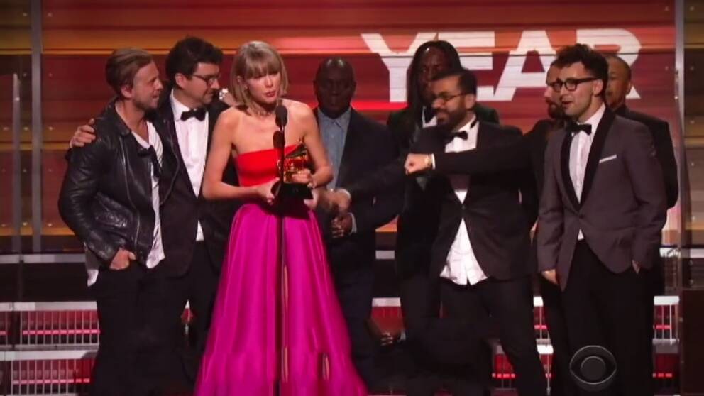 Taylor Swift ”Max Martin har förtjänat att stå här i 25 år” SVT Nyheter