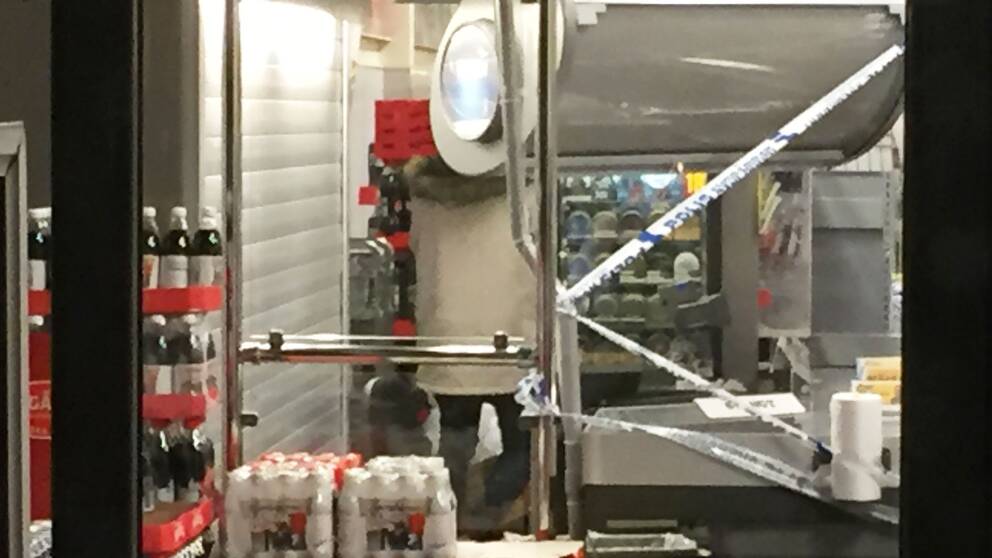 Butik utsatt för stöld u2013 misstänkt sprang från platsen SVT Nyheter Butik utsatt för stöld u2013 misstänkt sprang från platsen SVT Nyheter