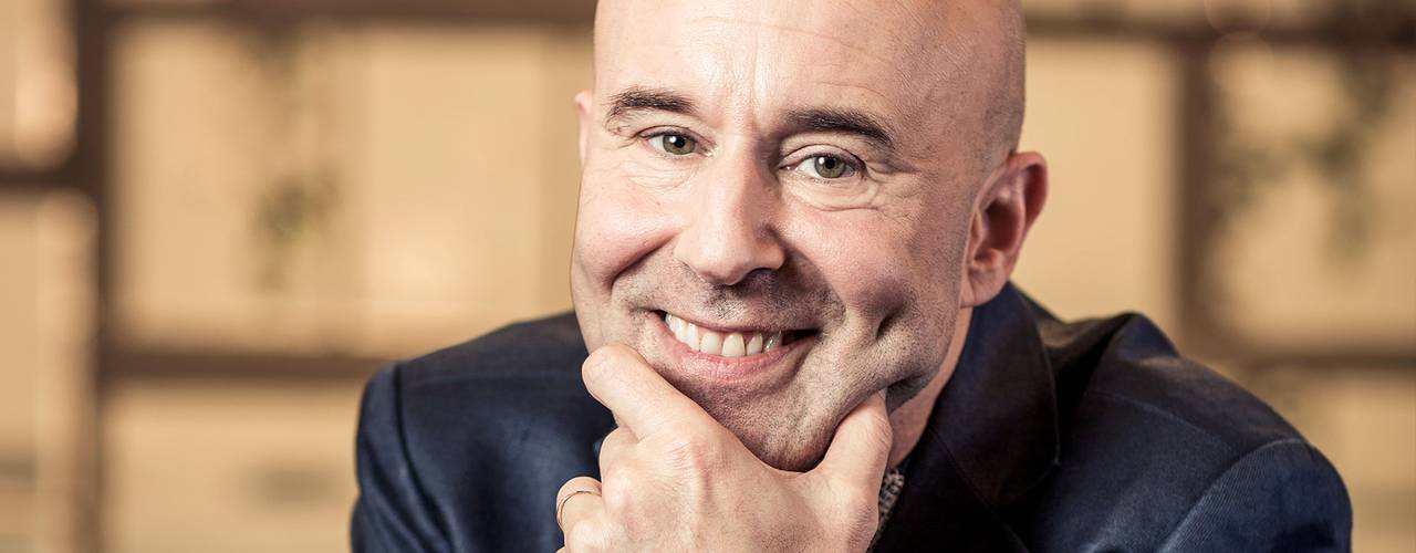 Programledaren Mark Levengood