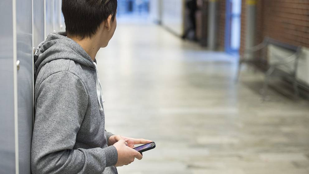 Iso karvainen pillua kusta