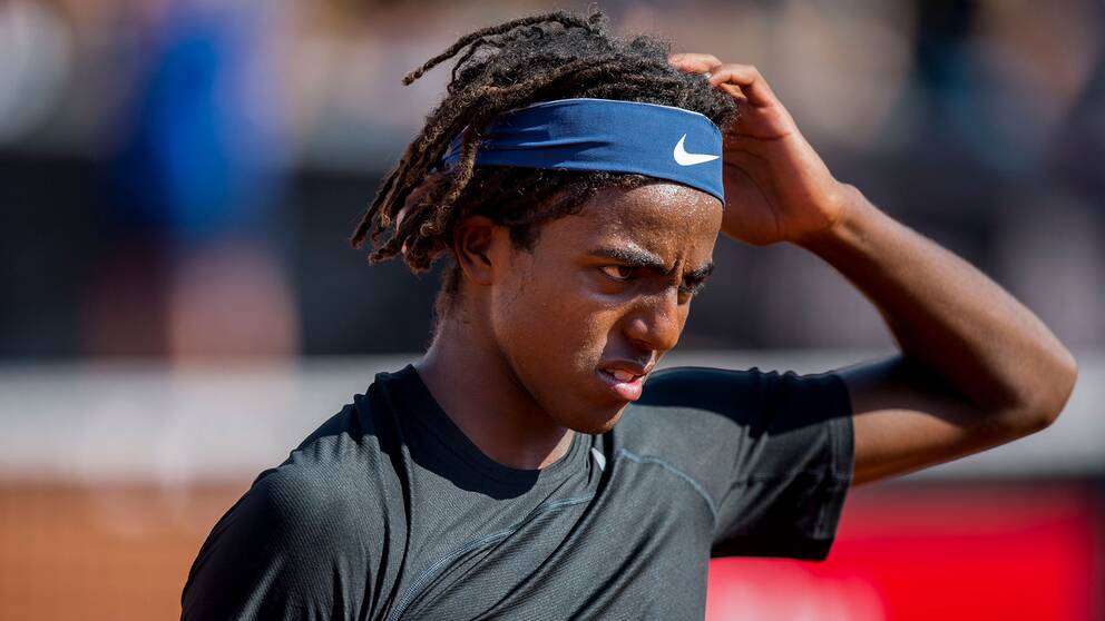Elias Ymer inleder DC-mötet i Båstad - Sport | SVT.se