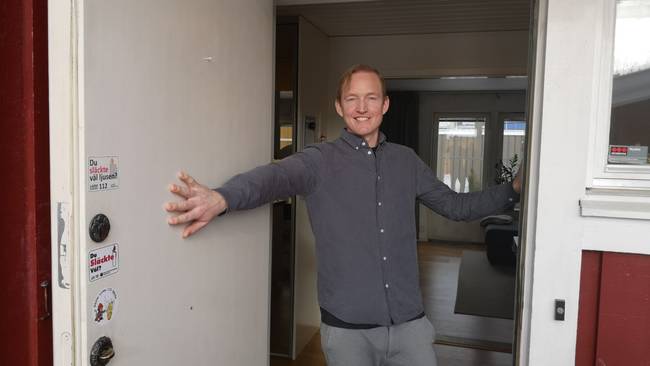 how to buy house from parents