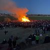 Majbrasor tändes runtom i Uppsala under valborg.