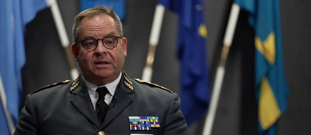 Försvarsstabschefen Michael Claesson pratar om att det finns en ökad risk för hybridoperationer.