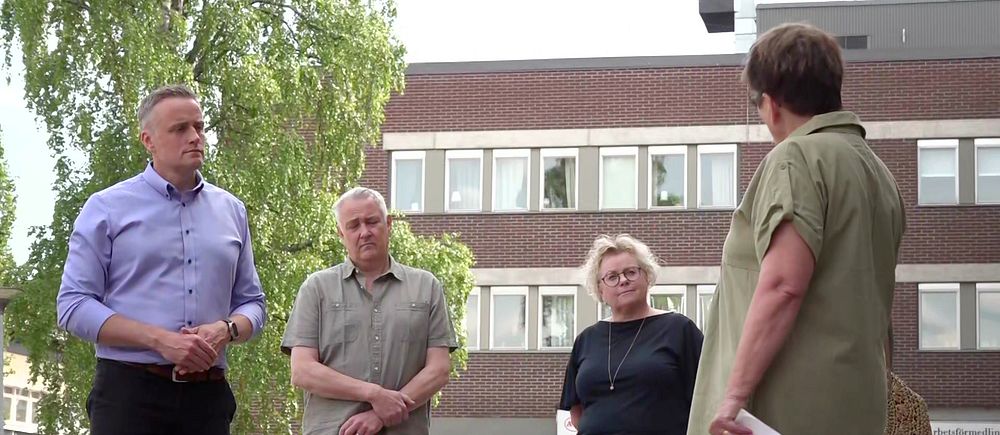 Älvsbyns kommunalråd Johan Dahlqvist, socialchef Robert Cortinovis och  kommunchef Anna Lindberg.