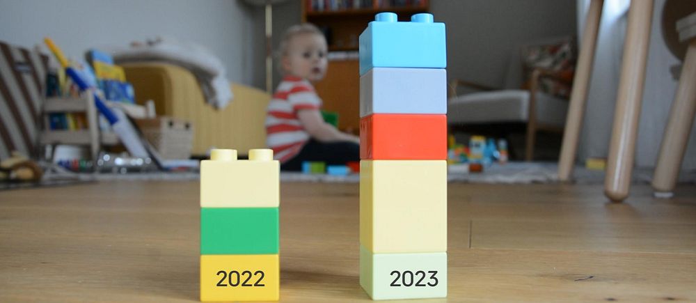 Legostaplar som visar ökningen av föräldrar som deltar i stödgrupper., från 2022 till 2023.