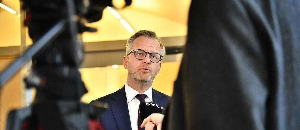 Socialdemokraternas Mikael Damberg presenterar partiets förslag till vårbudgetändringar