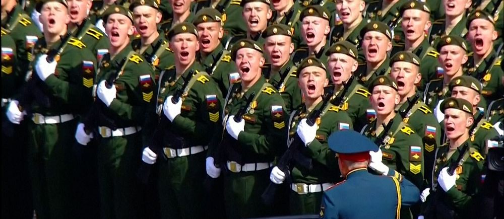 Ryska soldater på militärparaden.