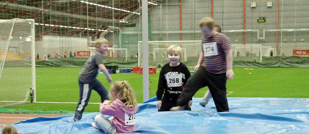 Barn som deltar i Special Olympics i Luleå.