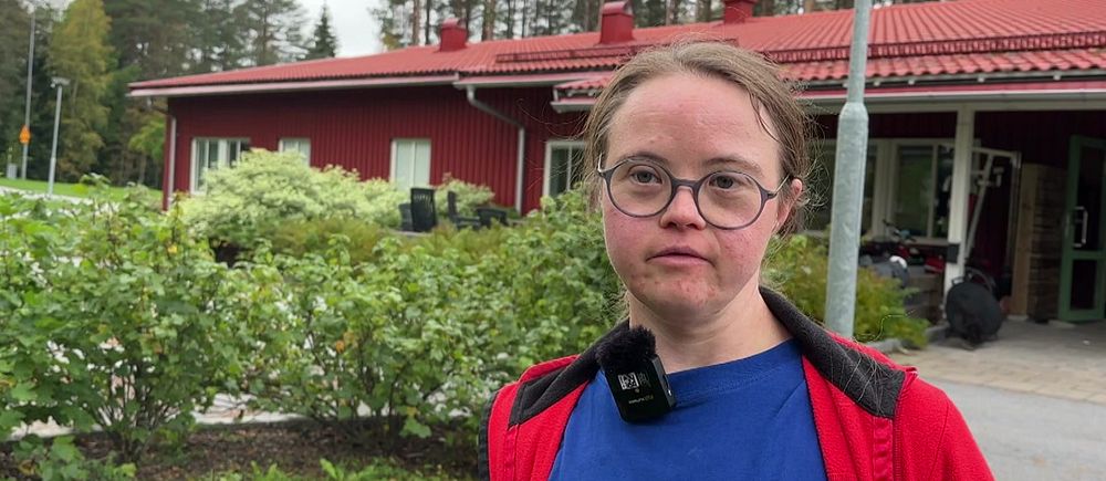 En tjej som bor på gruppboendet Uttervägen.