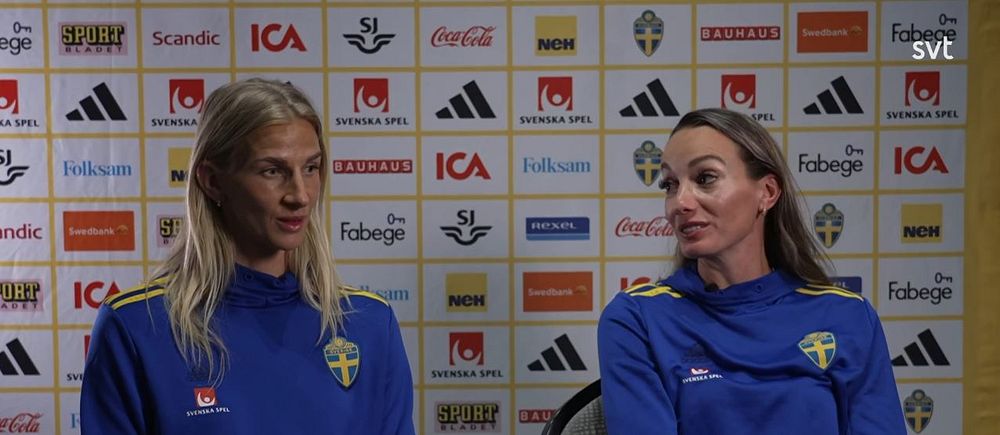 Sofia Jakobsson och Kosovare Asllani kritiska mot tidpunkten för Ballon d'Or-galan.