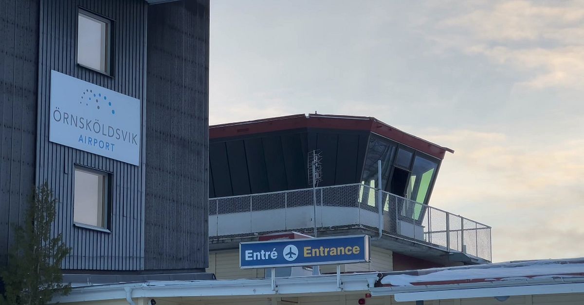 Örnsköldsviks flygplats tvingas stänga efter elproblem
