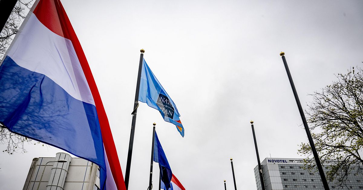 Natotoppmötet i Haag