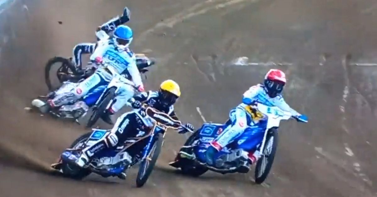 Speedway-stj&auml;rnan Fredrik Lindgren kraschade &ndash; f&ouml;rd i ambulans till sjukhus