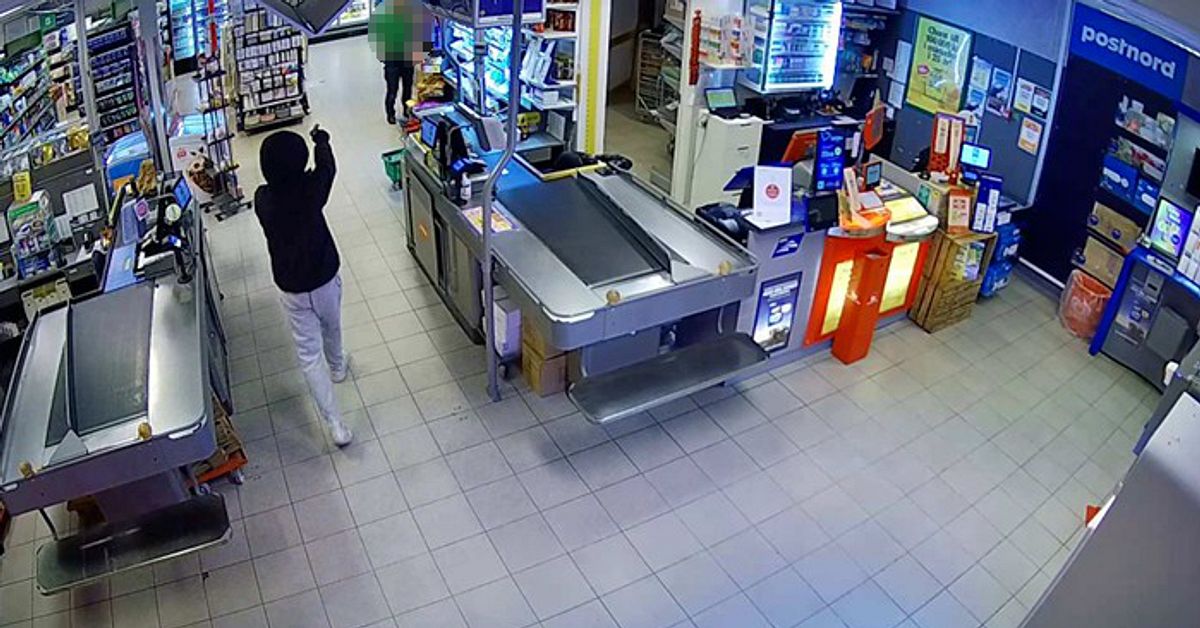 Coop i Djur&aring;s r&aring;nades av maskerad man med pistol &ndash; nu v&auml;cks &aring;tal
