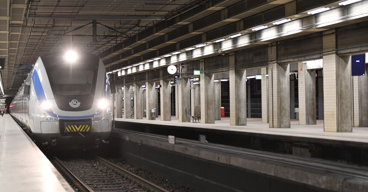 V&auml;xelfel p&aring;verkar pendelt&aring;gen &ndash; stannar inte vid Stockholms s&ouml;dra