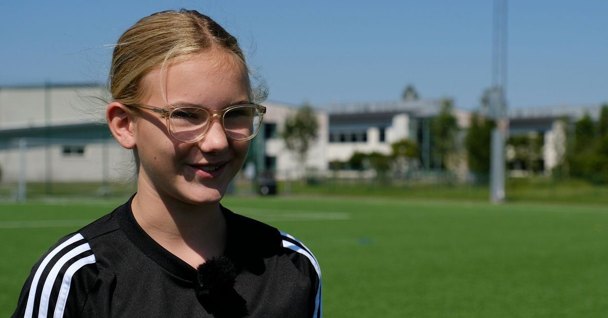 Mallbackens tjejer hejar landslaget mot guld