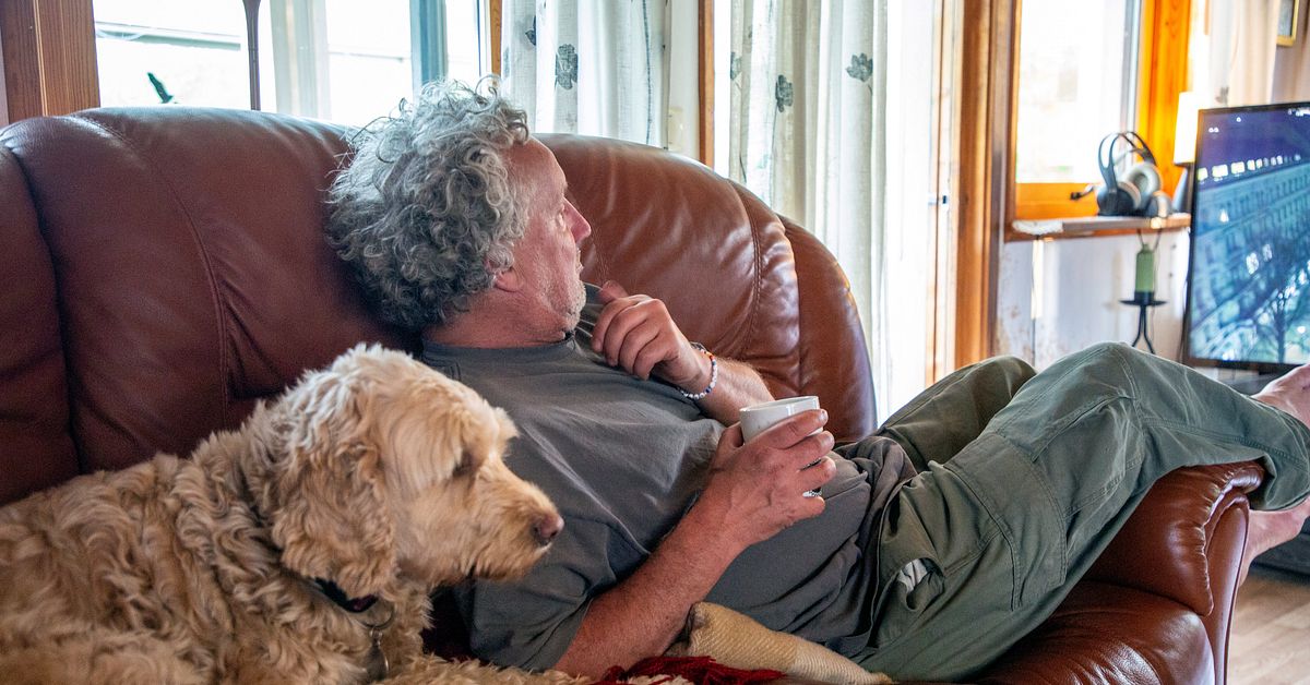 Så här kan hälsovinsterna öka när äldre reser sig från soffan: 5 tips för ett aktivt liv!