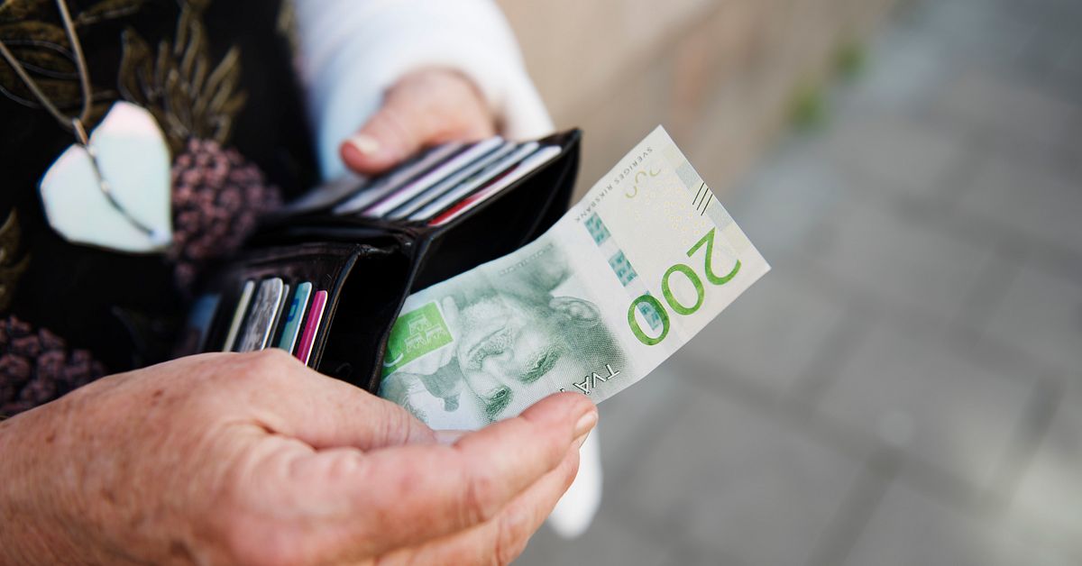 Regeringen Sänkt skatt för pensionärer SVT Nyheter