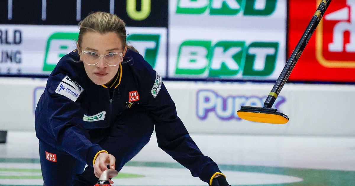 Blytung svensk seger i curling-VM