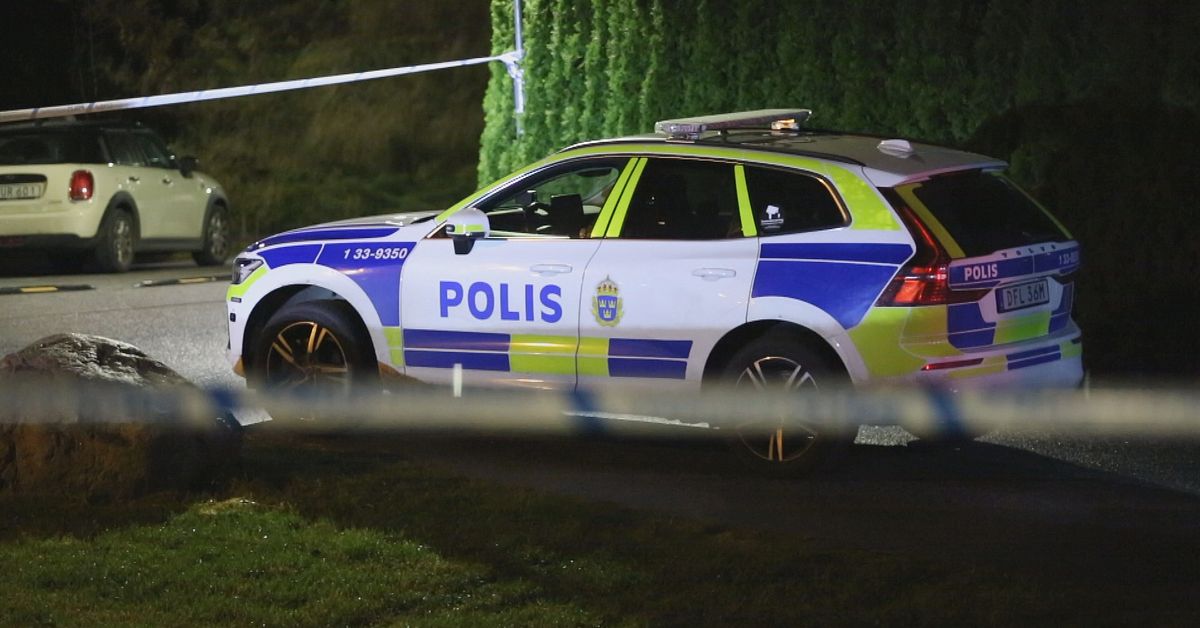 Explosion vid radhus i Upplands Väsby