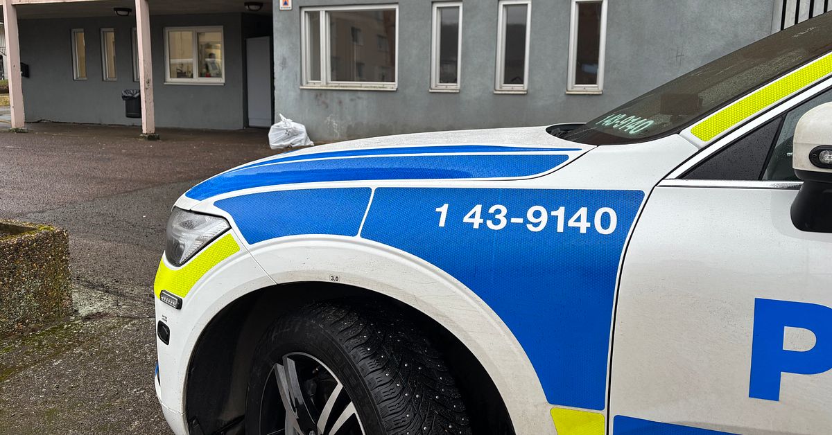 Polisinsats i Huskvarna &ndash; misst&auml;nkt f&ouml;rem&aring;l var inte skarpt