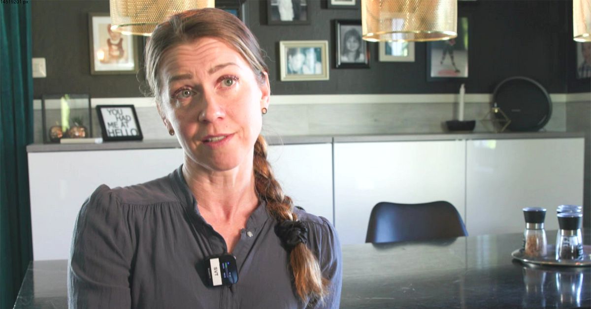 Jeanette dubbeljobbar för att byskolan i Hakkas ska leva