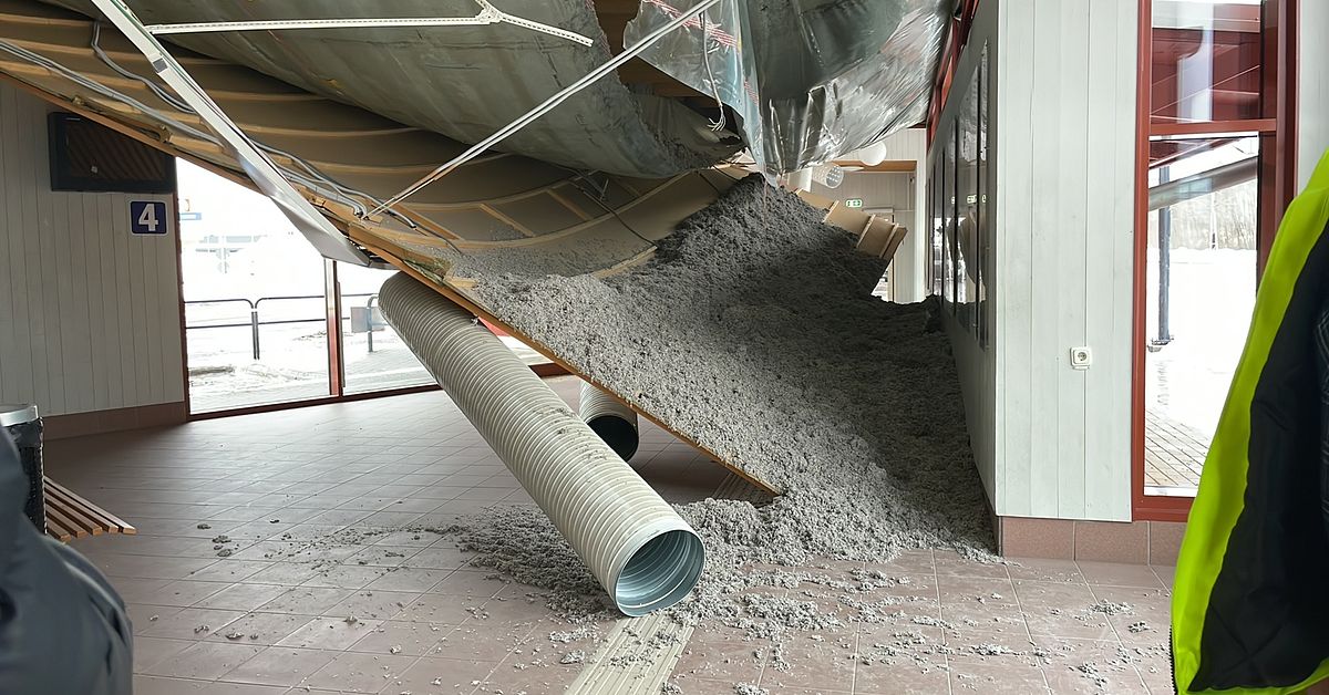 Resecentrum i Mora avsp&auml;rrat &ndash; innertaket har rasat in