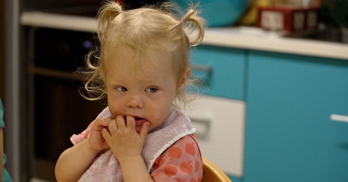 Norska ön tappar befolkning – nu är Emily, 2, enda barnet på förskolan