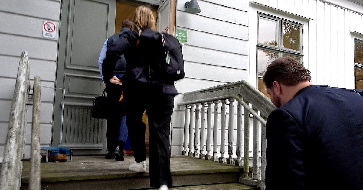 Tystnad efter mötet om makten i region Västernorrland | SVT Nyheter