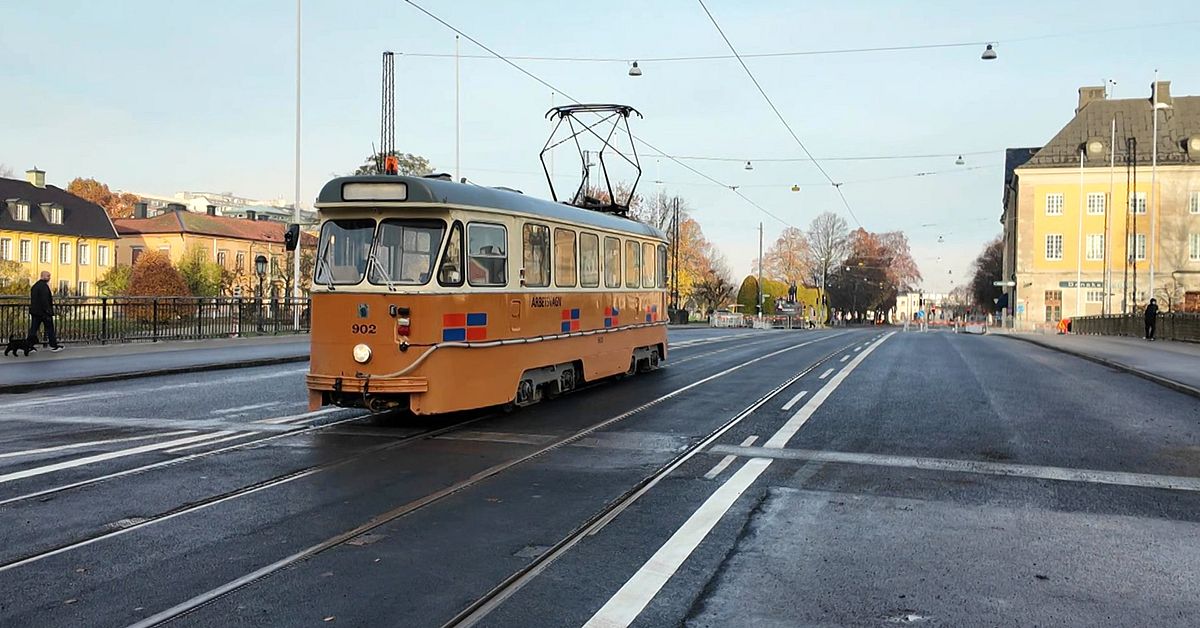 Nu rullar trafiken över Saltängsbron igen
