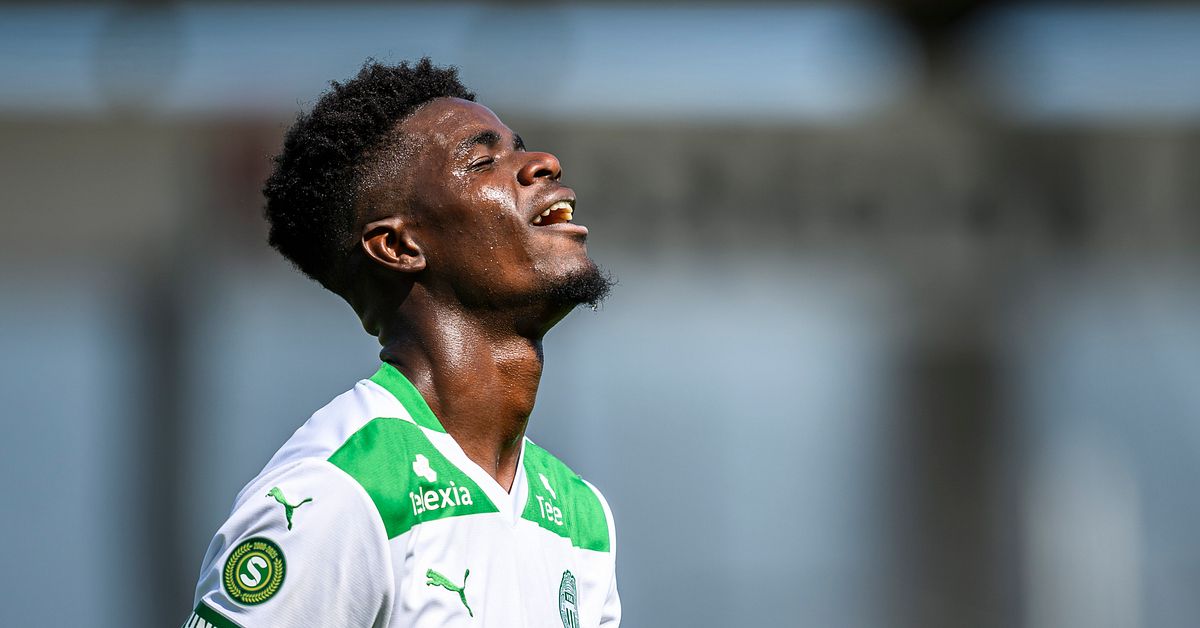 Västerås SK:s succéanfallare Aaron Bibout säljs i rekordaffär