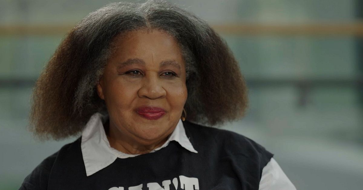 Jamaica Kincaid: Mamma l&auml;rde mig l&auml;sa f&ouml;r att f&aring; vara ifred