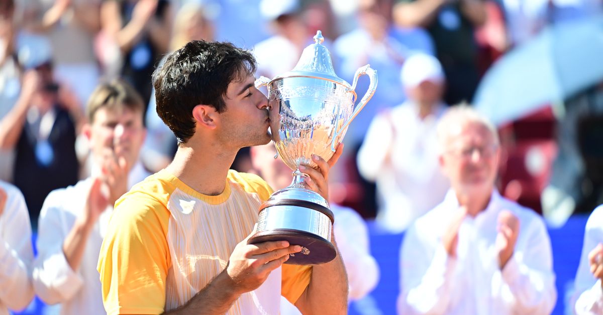 テニス：ヌーノ・ボルゲスがバスタッドのATPトーナメントで優勝、決勝でラファエル・ナダルを破る