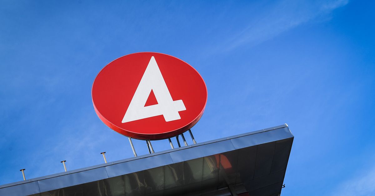 TV4-profil frias i uppm&auml;rksammat sexk&ouml;psm&aring;l