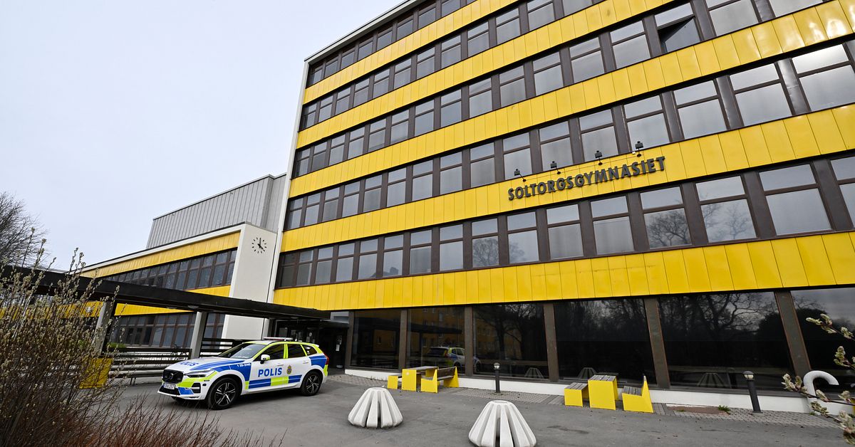 Felaktigt utpekad f&ouml;r skolhot &ndash; kr&auml;ver skadest&aring;nd