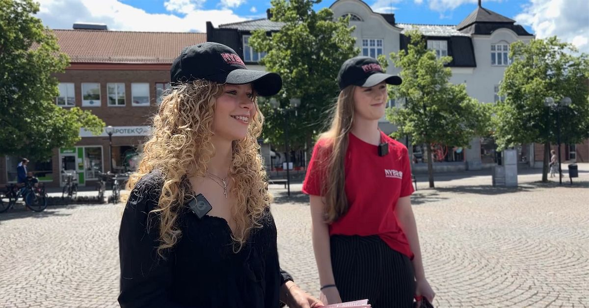 Ella fr&aring;n Nybro &auml;r Sveriges yngsta kandidat i valet &ndash; fyller 18 p&aring; valdagen