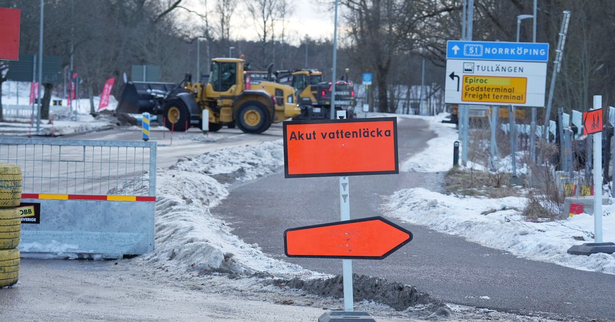 Stor vattenl&auml;cka p&aring; S&ouml;der i &Ouml;rebro drabbade Gustavsviksbadet